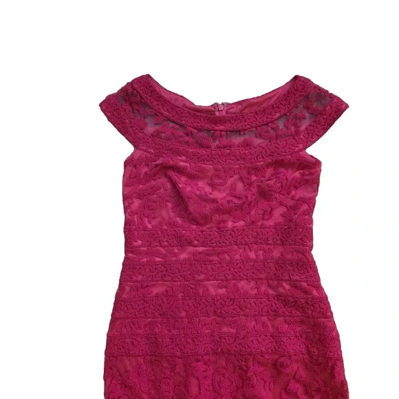 Tadashi Shoji EMBROIDERED LACE V-NECK DRESS Short Sleeve Red Size 4 A001030